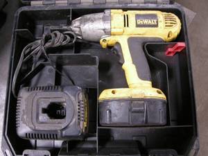 lot 146 image: DeWalt 18v Heavy Duty 12 Impact Wrench
