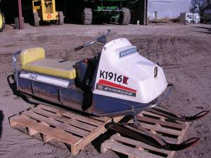 lot 176 image: 1968 Evinrude Skeeter 25