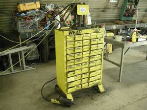 lot 179 image: Weatherhead Hose Crimper PressCabinet Set