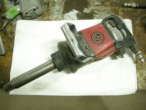 lot 183 image: CP Chicago Pneumatic 1 Air Impact Wrench