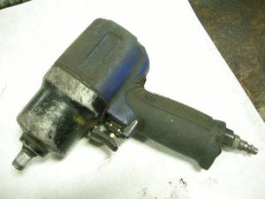 lot 186 image: NAPA Super Duty 12 Air Impact Wrench