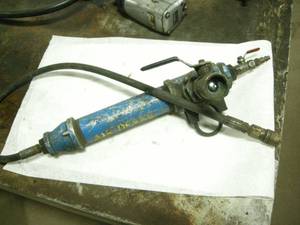 lot 188 image: Pneumatic Air Brake Antifreeze Tool