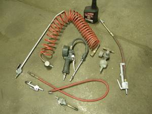 lot 193 image: Air Tool Tip, Gauges, Accessories