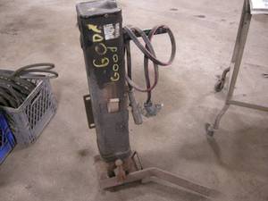lot 252 image: Jost Semi Trailer Jack - Landing Gear