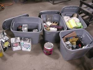 lot 259 image: Misc Auto Body Repair Painting Supplies