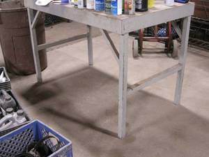 lot 266 image: Metal Shop Table