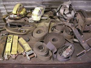 lot 287 image: 2 Ratchet Strap Group