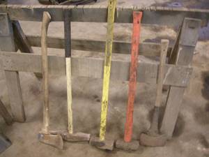 lot 295 image: Sledge Hammers, Axes