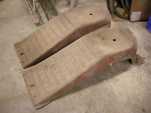 lot 297 image: Pair Car Ramps