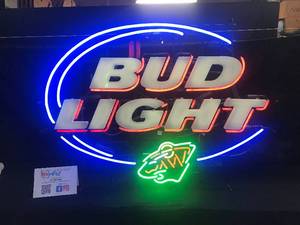 lot 7 image: Bud Light MN Wild Hockey neon - large