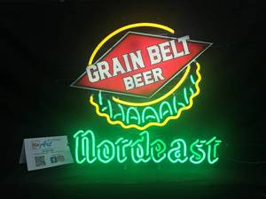 lot 14 image: Grain Belt Nordeast neon