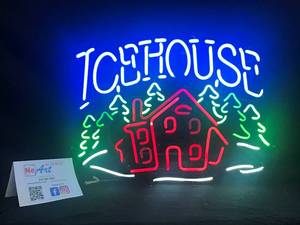 lot 15 image: Icehouse neon with red house