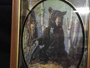 lot 71 image: Hamms American Bear Collection mirror - 1992 Black Bear