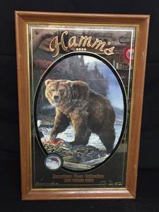 lot 72 image: Hamms American Bear Collection mirror - 1993 Brown Bear