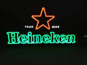 lot 86 image: Heineken Trademark LED