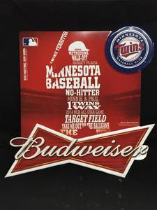 lot 120 image: MN Twins MLB  Budweiser beer tin tacker