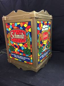 lot 124 image: Schmidt faux stained glass, rotating, hanging lamp