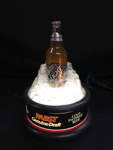 lot 132 image: Pabst Genuine Draft light up bottle display