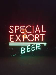 lot 137 image: Special Export neon