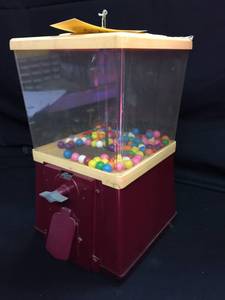 lot 160 image: Plastic gumball  candy dispenser