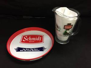 lot 193 image: Schmidt beer tray and Honest to Minnesota heavy glass pitcher