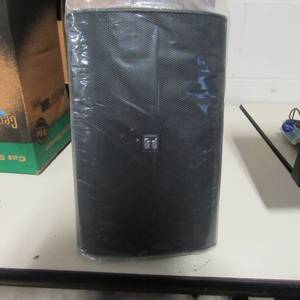lot 44 image: TOA Speaker