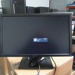 lot 46 image: DELL 22 in LCD Monitor with fully adjustable stand.   Tested Working