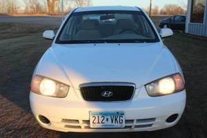 lot 5560 image: 2002 Hyundai Elantra GLS - 2 Owners - 97,676 Miles -