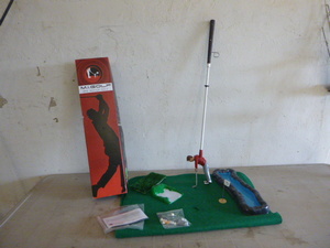 M.I. Golf Mini Indoor Golf Game