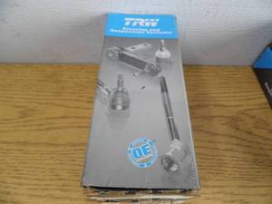 lot 42 image: Pair TRW Steering Suspension Kits