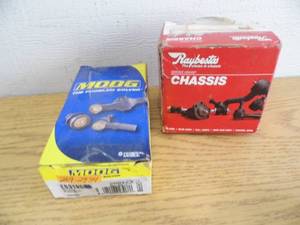 lot 47 image: Rabestos Moving Chassis Parts