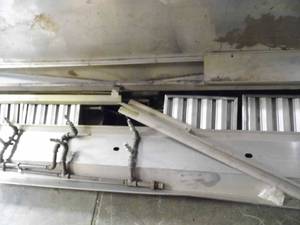 lot 124 image: Wall Mount Exhaust Hood