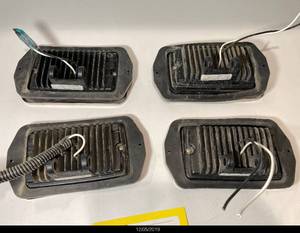 lot 14 image: 12 Volt LED AutomotiveTruckTractor Lights (set of 4)