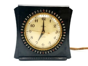 lot 54 image: 1940s Vintage Telechron Selector Bakelite Clock Timer
