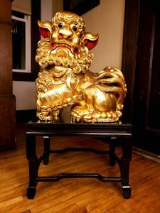 lot 6 image: 19th Century Antique Hand-Carved Chinese Guardian Imperial Foo Lion Gold Gilded over Wood