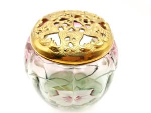 lot 68 image: Fenton Rubina Verde Glass Melon Box Limited Edition #1352  1750 Hand-Painted and Signed