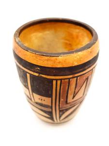 lot 77 image: Antique Native American Hopi Pueblo Cylinder Vase