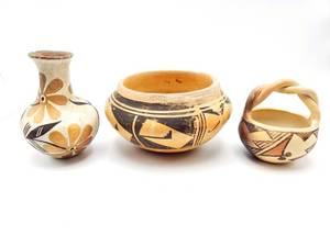 lot 85 image: Group of (3) Native American Pottery One Signed