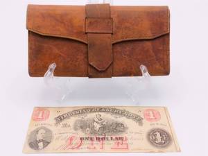 lot 26 image: Amazing Cobb & Johnson Civil War Soldiers Wallet  1862 Virginia Treasury $1 Note