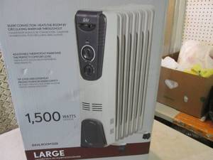 lot 12 image: SAI Oil-Filled Radiator Heater Open...