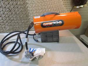 lot 16 image: Dyna-Glo Pro 30-60,000 BTU Fan Forc...