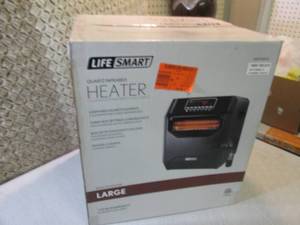 lot 21 image: Life Smart Quartz Infrared Heater O...