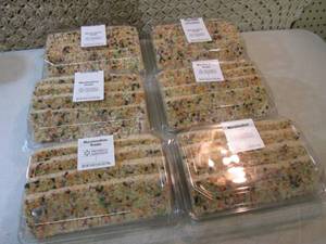 lot 54 image: 6 Trays of Marshmallow Rice Crispy ...