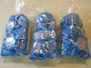 lot 63 image: 3 Bags of Snickers Crisper Fun Size...