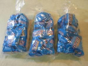 lot 65 image: 3 Bags of Snickers Crisper Fun Size...