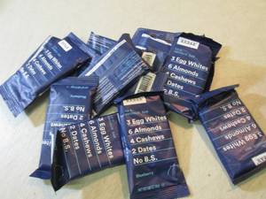 lot 124 image: 12 RXBAR Blueberry Bars Dates Vary ...