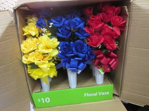 lot 155 image: Case of 15 Fake Flower Vases Approx...
