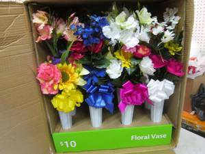 lot 158 image: Case of 12 Fake Flower Vases Approx...