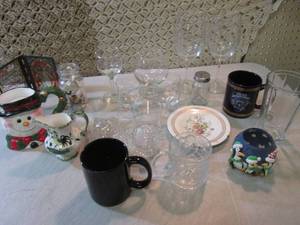 lot 203 image: Misc Glass  RM5...