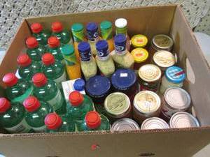 lot 218 image: Box Full of 7-Up and Misc JarCan G...